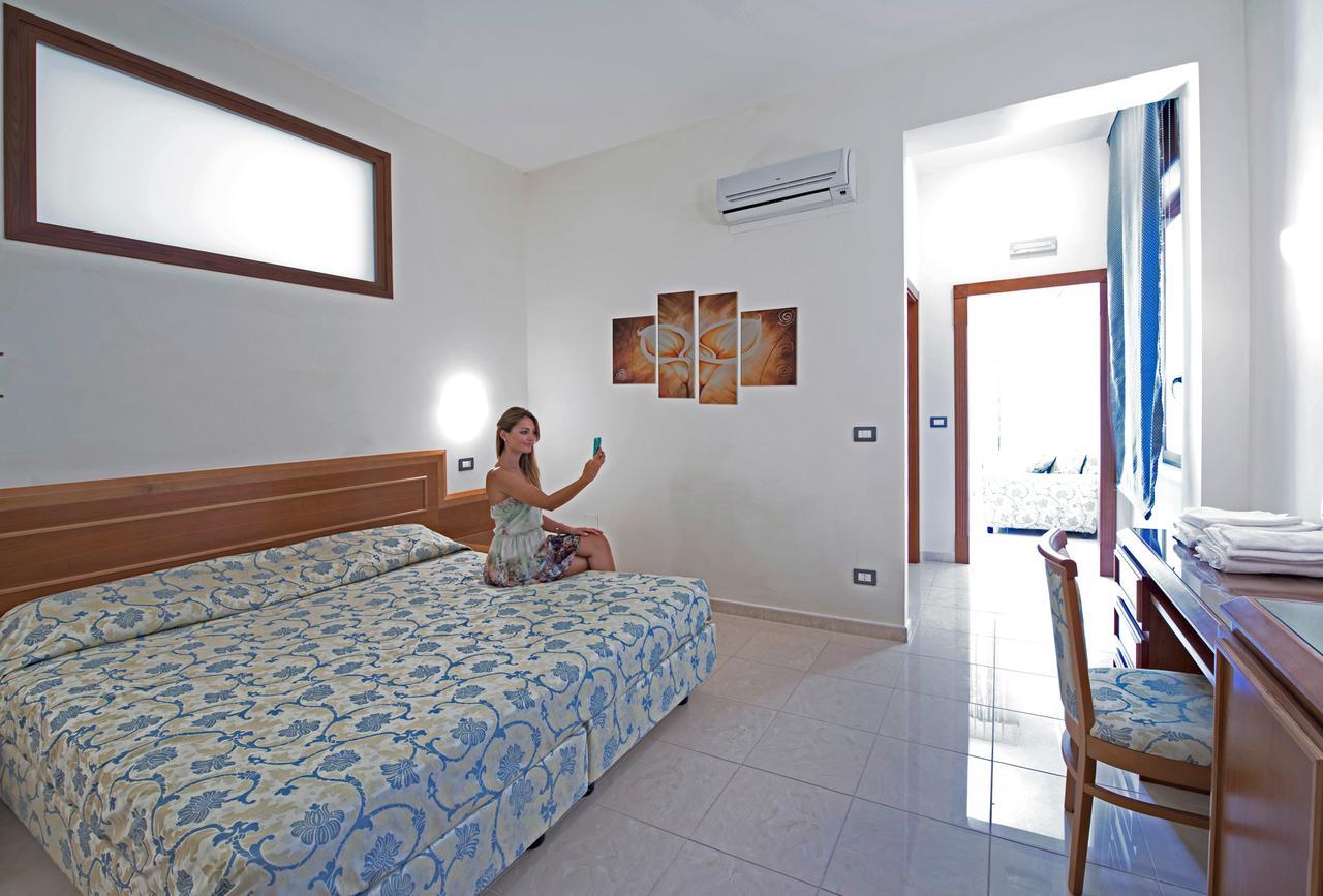 קונטורסי Albergo Terme Forlenza מראה חיצוני תמונה