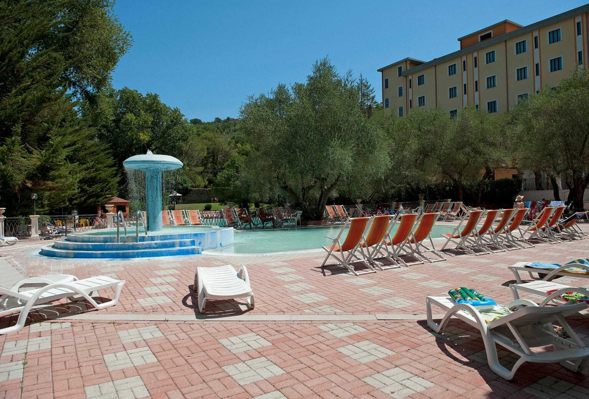 קונטורסי Albergo Terme Forlenza מראה חיצוני תמונה